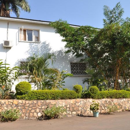 קמפאלה Shangri-La Hotel Uganda מראה חיצוני תמונה