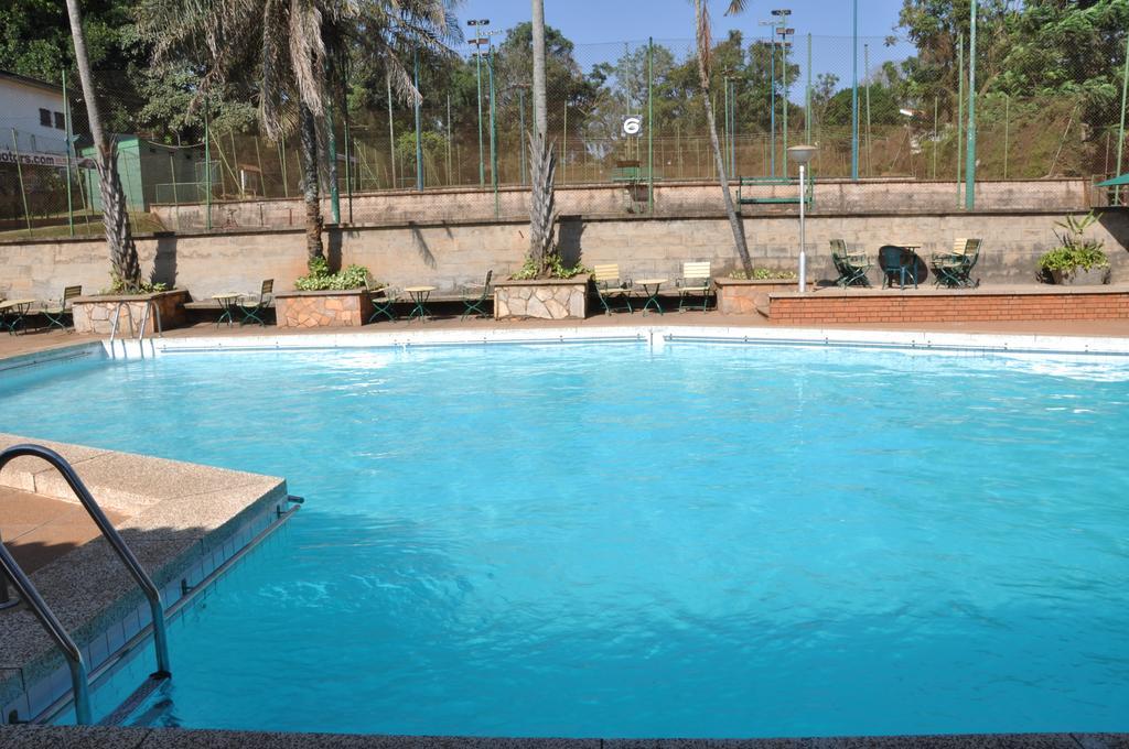 קמפאלה Shangri-La Hotel Uganda מראה חיצוני תמונה